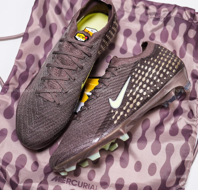 Nike Air Zoom Mercurial Vapor 16 Elite FG Mbappé Personal Edition - Plum Eclipse/Metallic Silver FQ8683-200