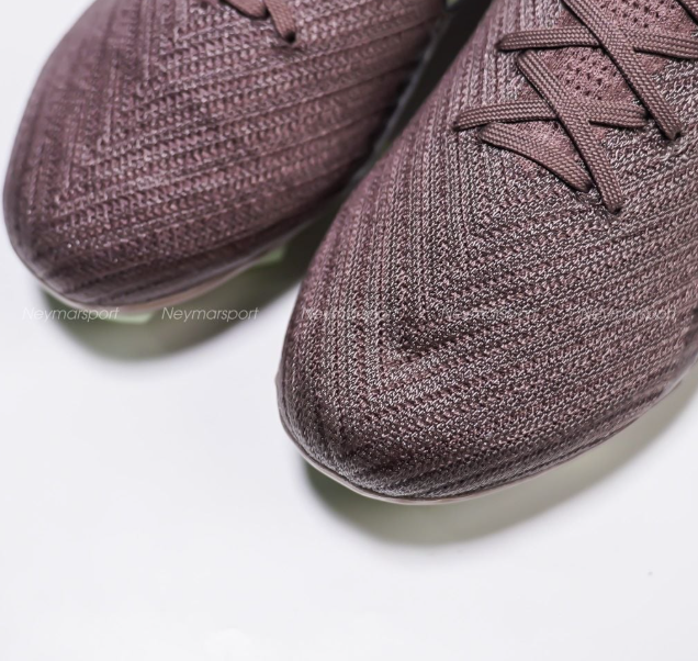 Nike Air Zoom Mercurial Vapor 16 Elite FG Mbappé Personal Edition - Plum Eclipse/Metallic Silver FQ8683-200